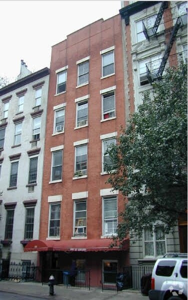 336 CON 19th St - 336 W 19th St