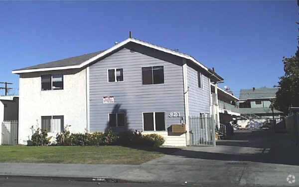 Primary Photo - 921 W 21st St
