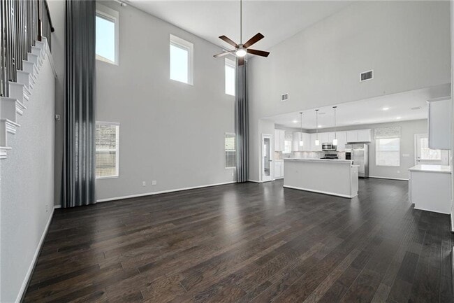 Building Photo - 16905 Casanova Ave