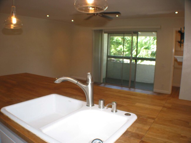 Foto del edificio - 2849 S Fairview St