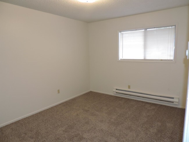 Building Photo - 5810 SW Erickson Ave