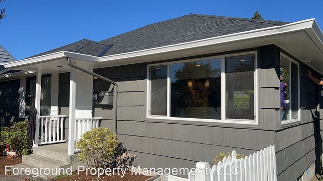 Building Photo - 5 br, 2 bath House - 4814 NE 74th Street