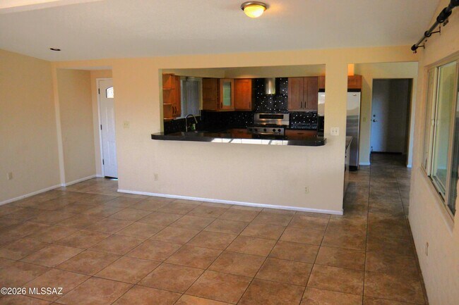Building Photo - 6510 N Camino Arturo