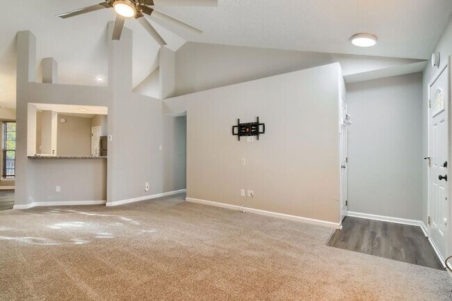 Foto del edificio - 7417 Wisconsin Ct