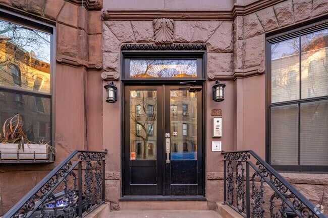 Foto del edificio - 342 6th Ave