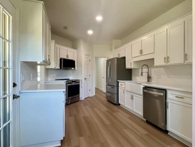 Building Photo - 118 McDermotts Way