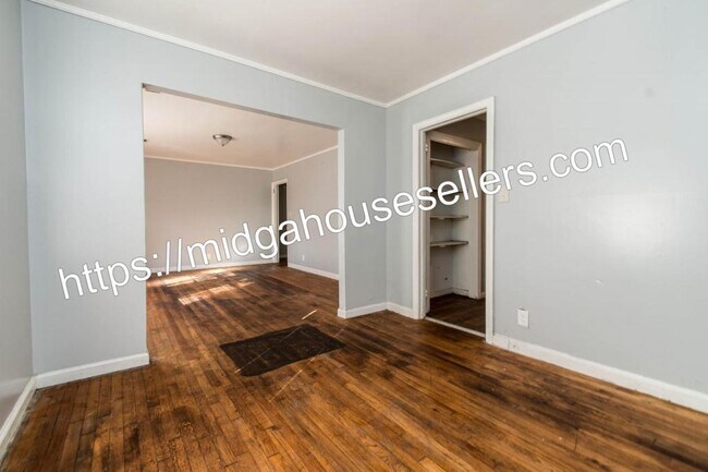 Building Photo - 2580 Derrell Drive