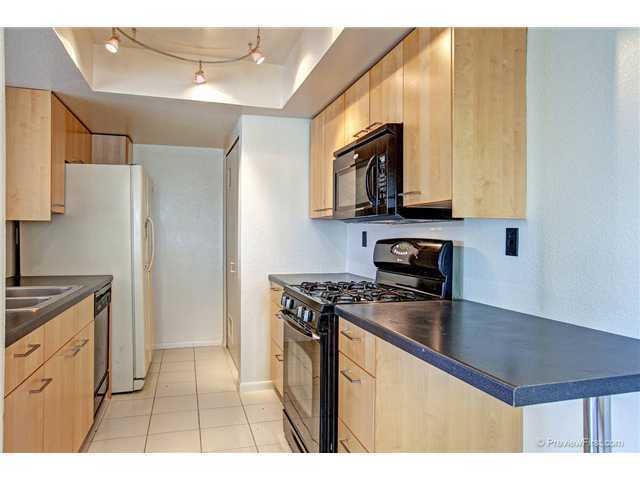Kitchen - 13222 Salmon River Rd