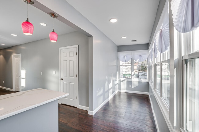 sunroom - 214 Hamilton St