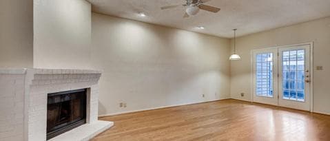Building Photo - 8655 Datapoint Dr
