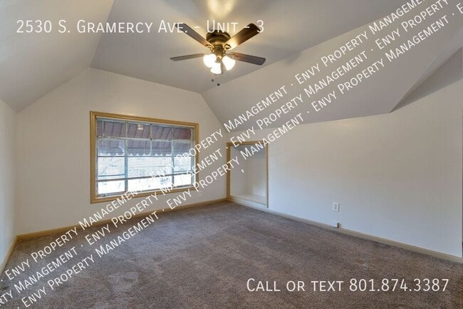 Building Photo - 2530 S Gramercy Ave
