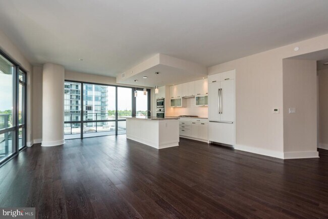 Foto del edificio - 4960 Fairmont Ave