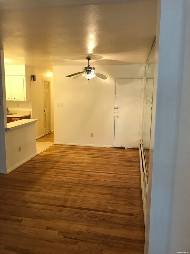 Foto del edificio - 1411 E 84th St