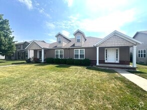 Building Photo - 1647 Belclare Rd