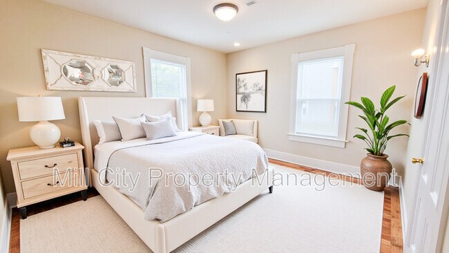 Building Photo - 416 Cedar St