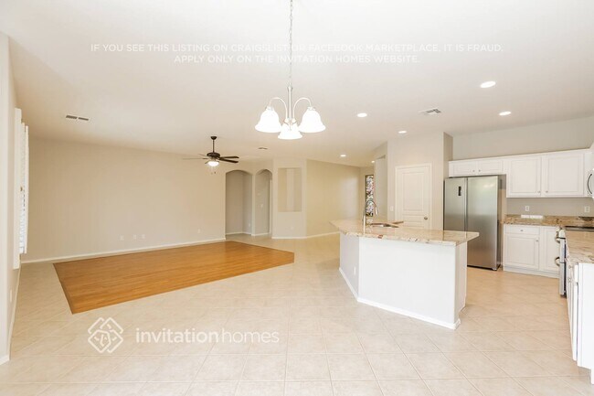 Foto del edificio - 2419 W Park St
