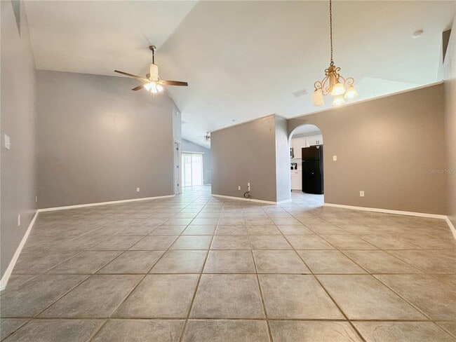 Building Photo - 2815 Burwood Ave