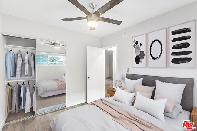 Foto del edificio - 2727 Abbot Kinney Blvd