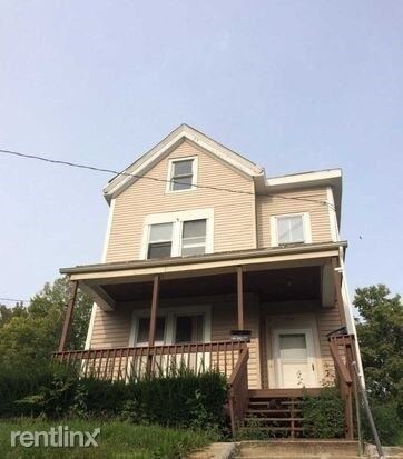 Primary Photo - 4 br, 1 bath House - 811 Purcell Avenue 2