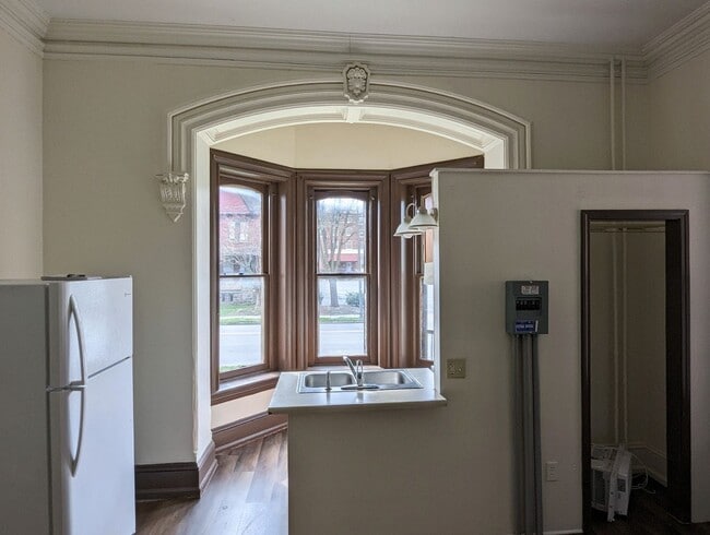 Foto del edificio - 334 Campbell St
