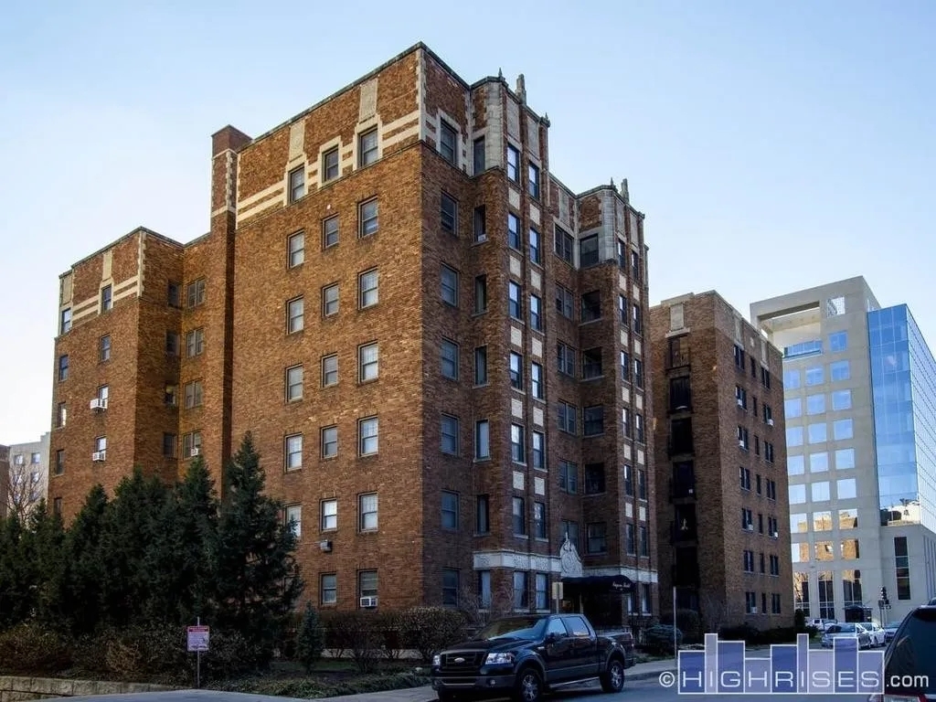 Primary Photo - Eugene Field Apartments