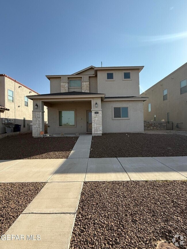 Building Photo - 14405 Eastbrook Dr