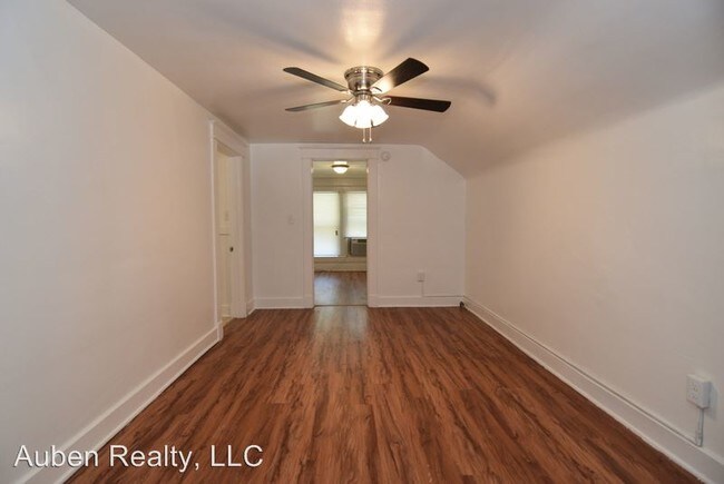Building Photo - 2 br, 1 bath House - 1112 Cobb Street Apt. 3