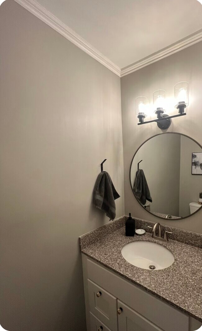 Foto del edificio - 937 Huntwood Ln