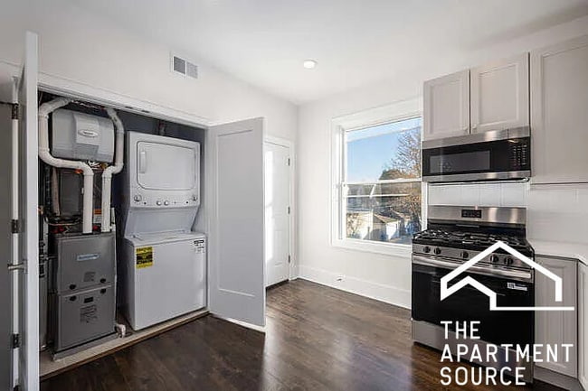 Photo - 3751 W School St Apartment