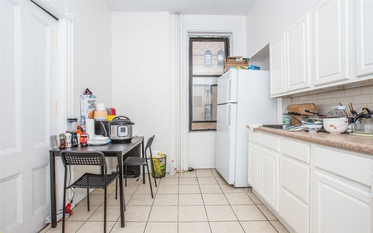 Foto principal - 1131 Washington St