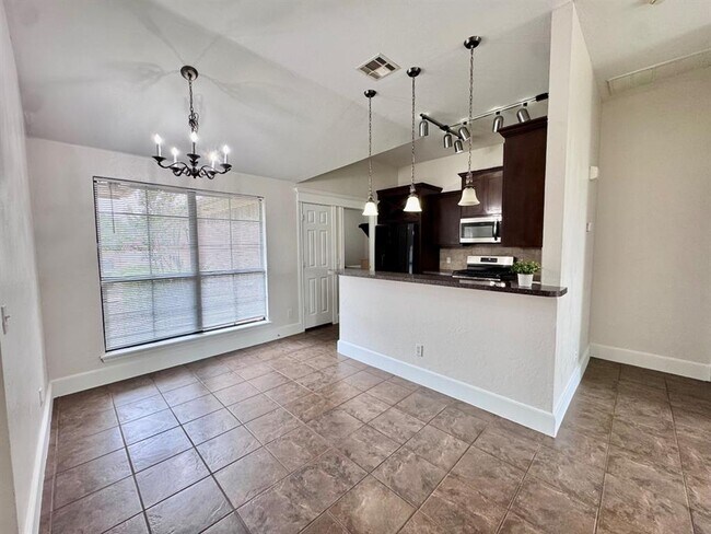 Foto del edificio - 4917 NW 164th Terrace