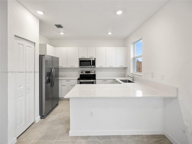 Building Photo - 12262 NW 24th Pl