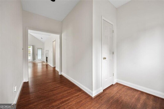 Foto del edificio - 7536 Stonebridge Bay Ct