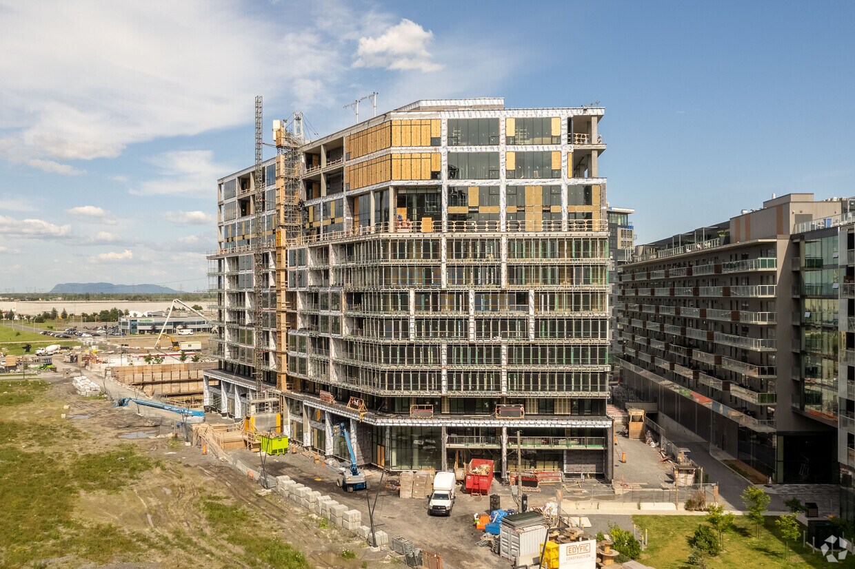 Primary Photo - Eolia Apartments