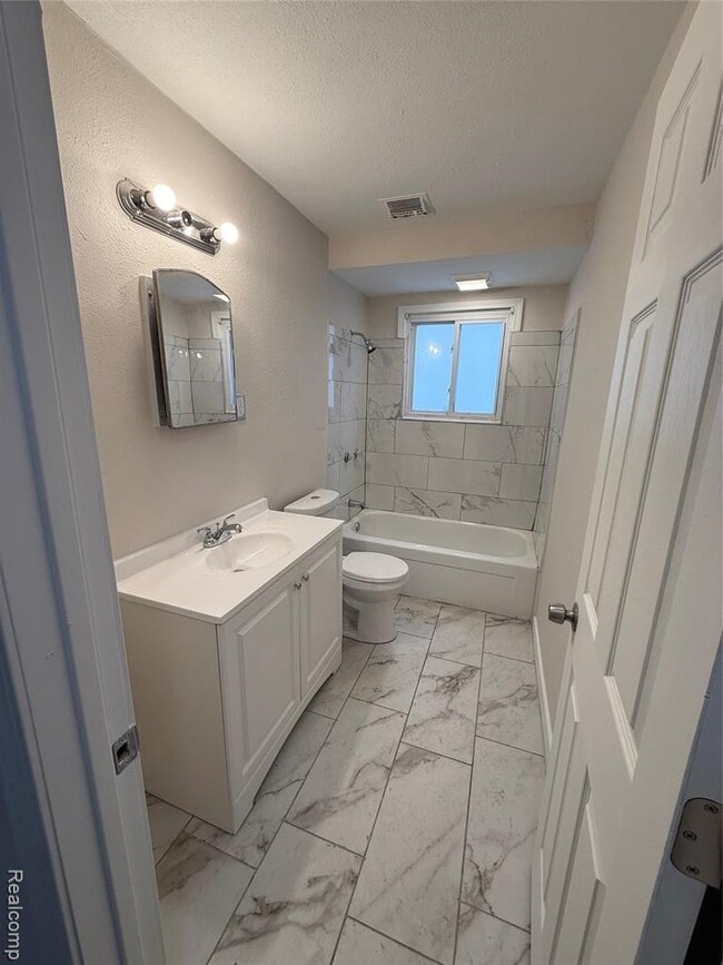 Foto del edificio - 11359 Winthrop St