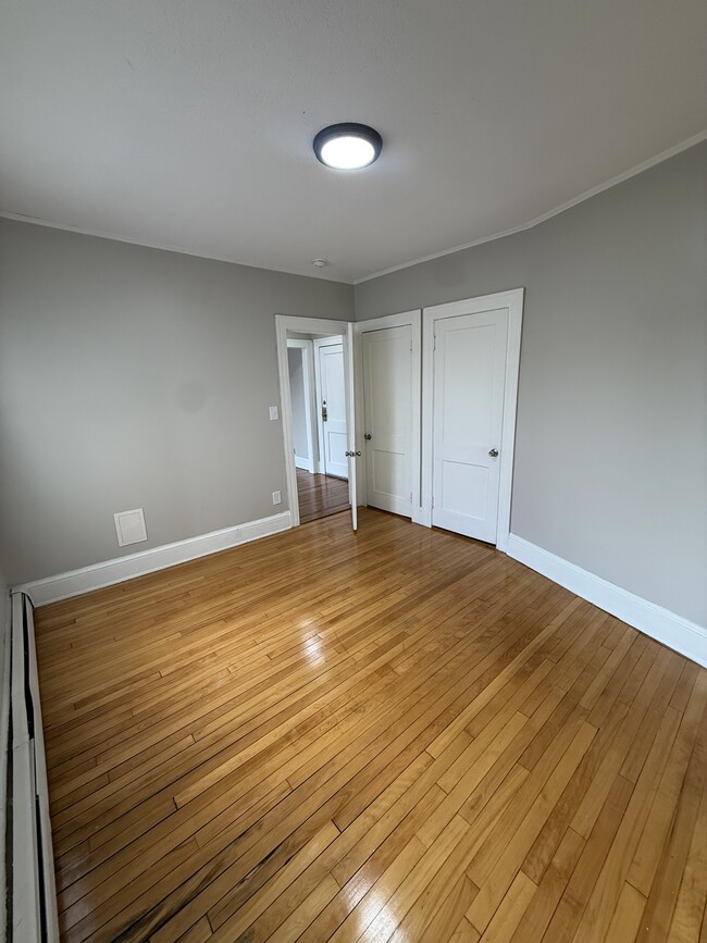 Building Photo - West Hartford Collection