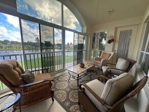 Building Photo - 9250 Bayberry Bend