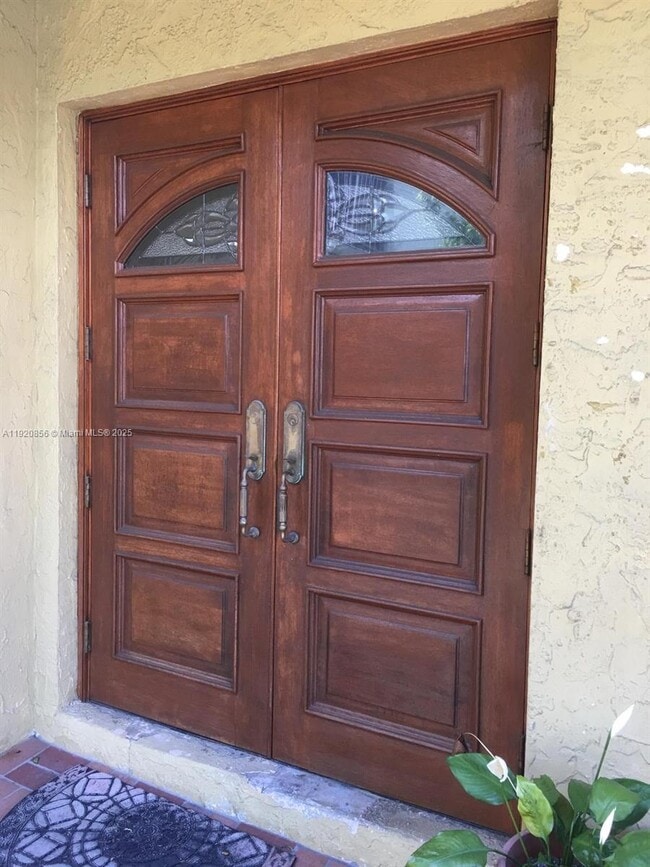 Building Photo - 1990 Brickell Ave