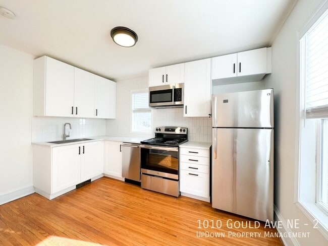 Building Photo - 1010 Gould Ave NE