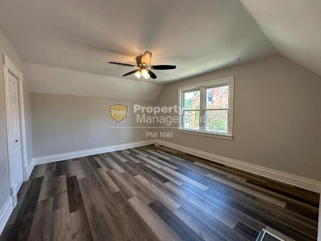 Foto del edificio - 307 Washington St