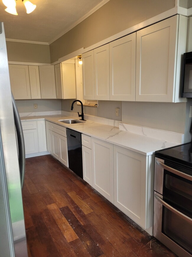 Foto del edificio - 4738 Friendship Ave