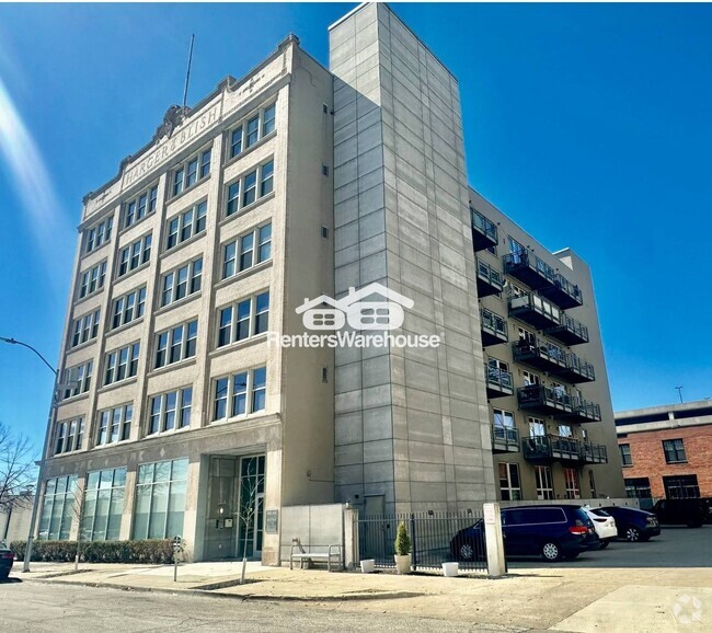 Building Photo - 112 11th St