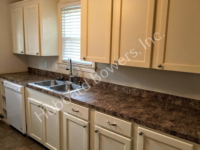 Foto del edificio - 329 Walker St