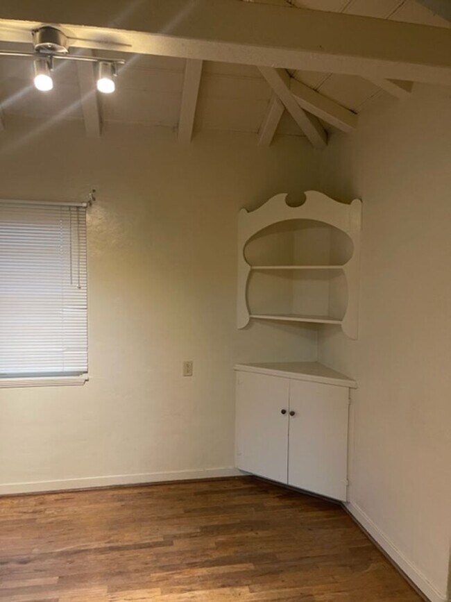 Foto del edificio - Charming downtown home