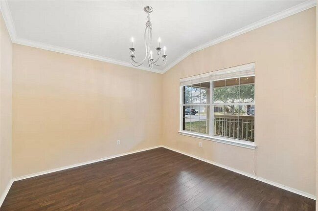 Foto del edificio - 12621 Wood Lily Tr