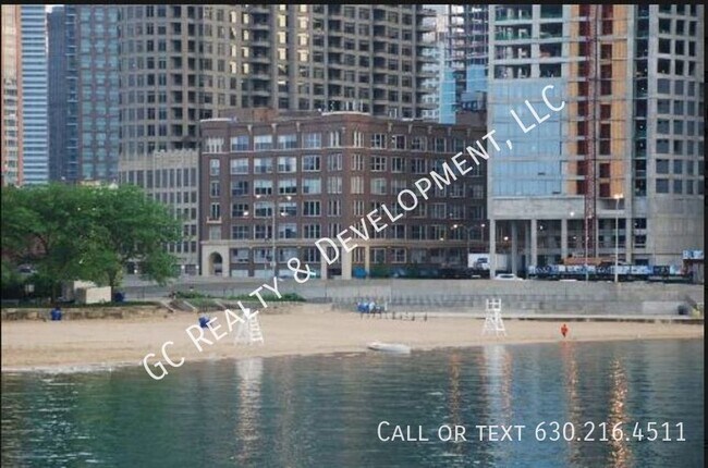Foto del edificio - 540 N Lake Shore Dr