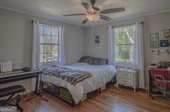 Foto del edificio - 470 Clover St