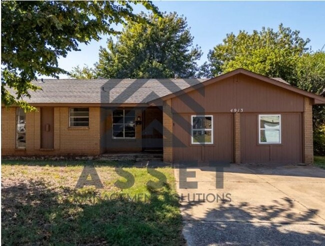 Building Photo - 5 Bedroom Rent to Own Home Available!