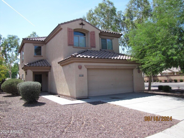 Primary Photo - 914 S 117th Ave