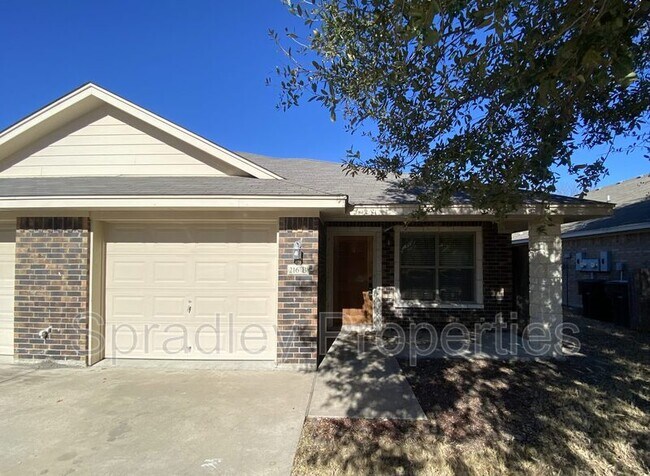 Foto del edificio - 216 Andy Ln